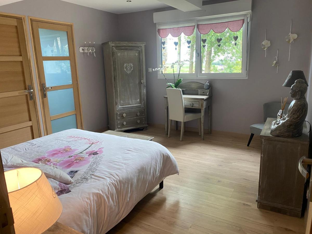 Ferme "Les Flaquettes" Bed & Breakfast Guines ภายนอก รูปภาพ