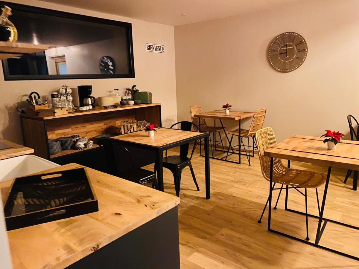 Ferme "Les Flaquettes" Bed & Breakfast Guines ภายนอก รูปภาพ