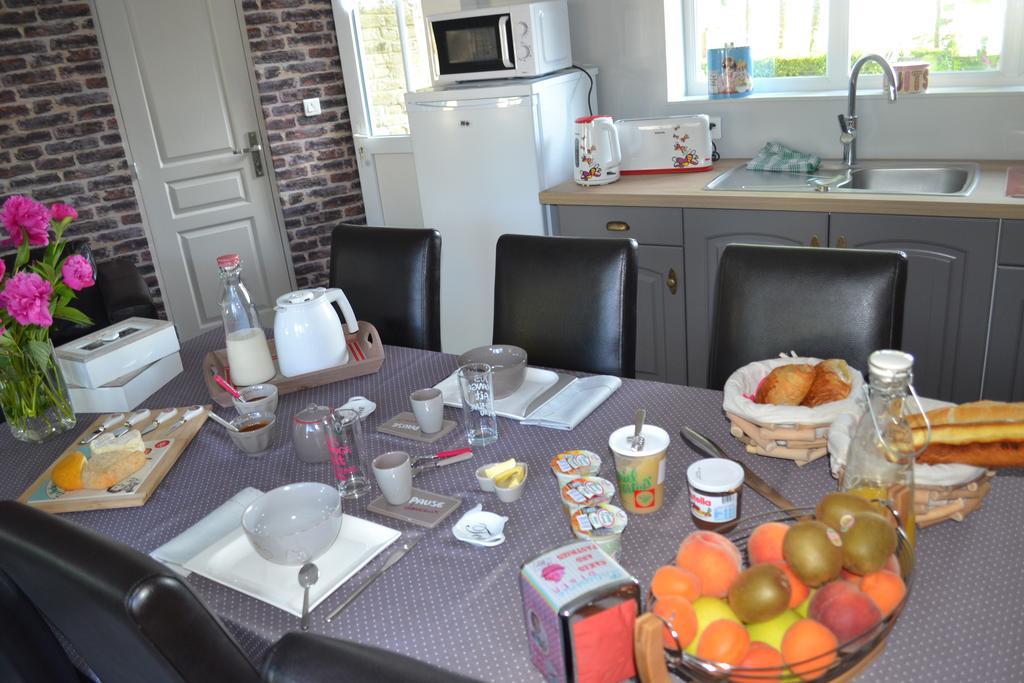 Ferme "Les Flaquettes" Bed & Breakfast Guines ภายนอก รูปภาพ